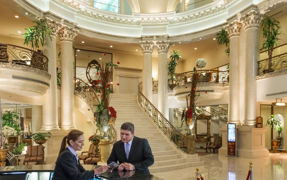 Safi Royal Luxury Valle San Pedro Garza Garcia Exterior foto Lobby