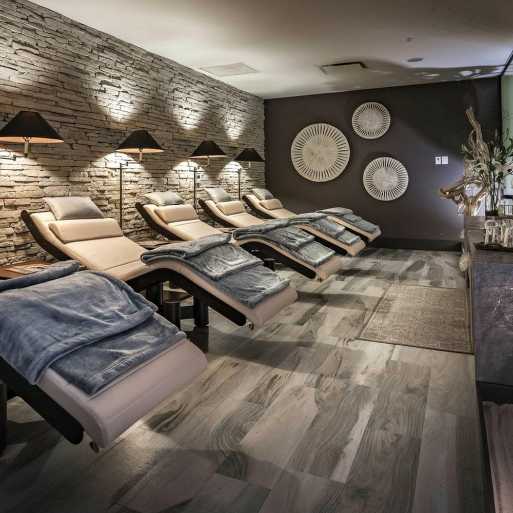 Safi Royal Luxury Valle San Pedro Garza Garcia Exterior foto The relaxation room at the spa
