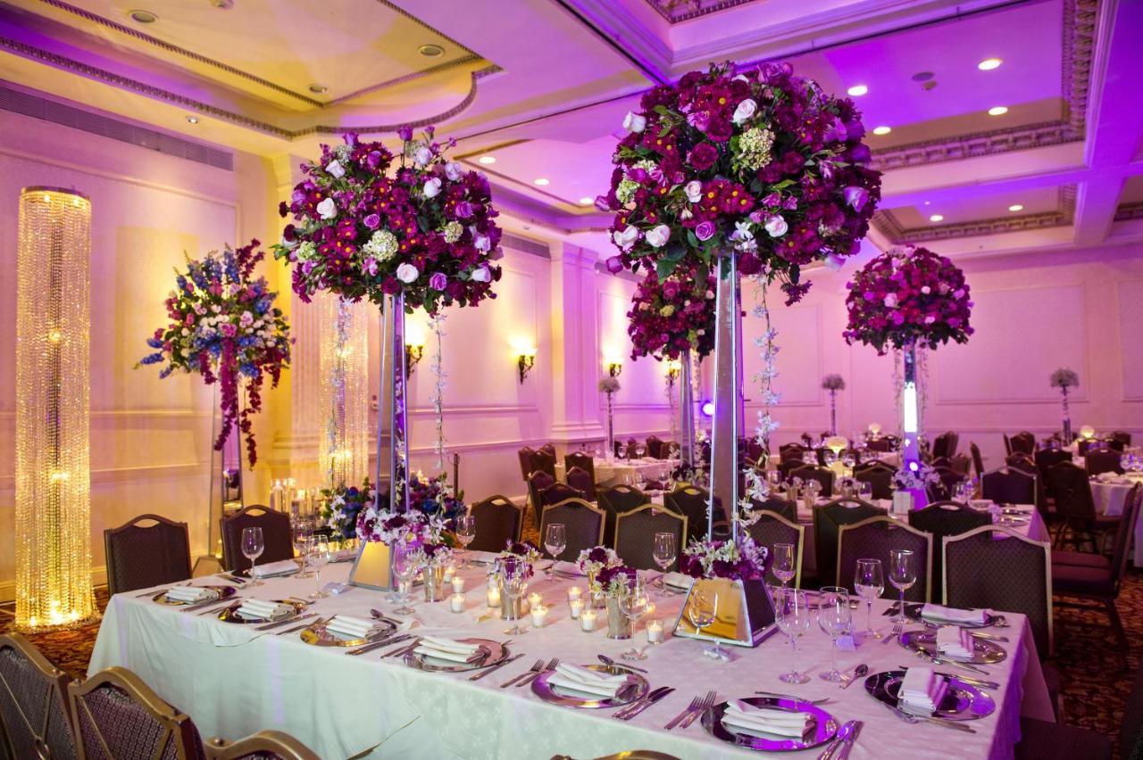 Safi Royal Luxury Valle San Pedro Garza Garcia Exterior foto A wedding reception at the InterContinental London Park Lane