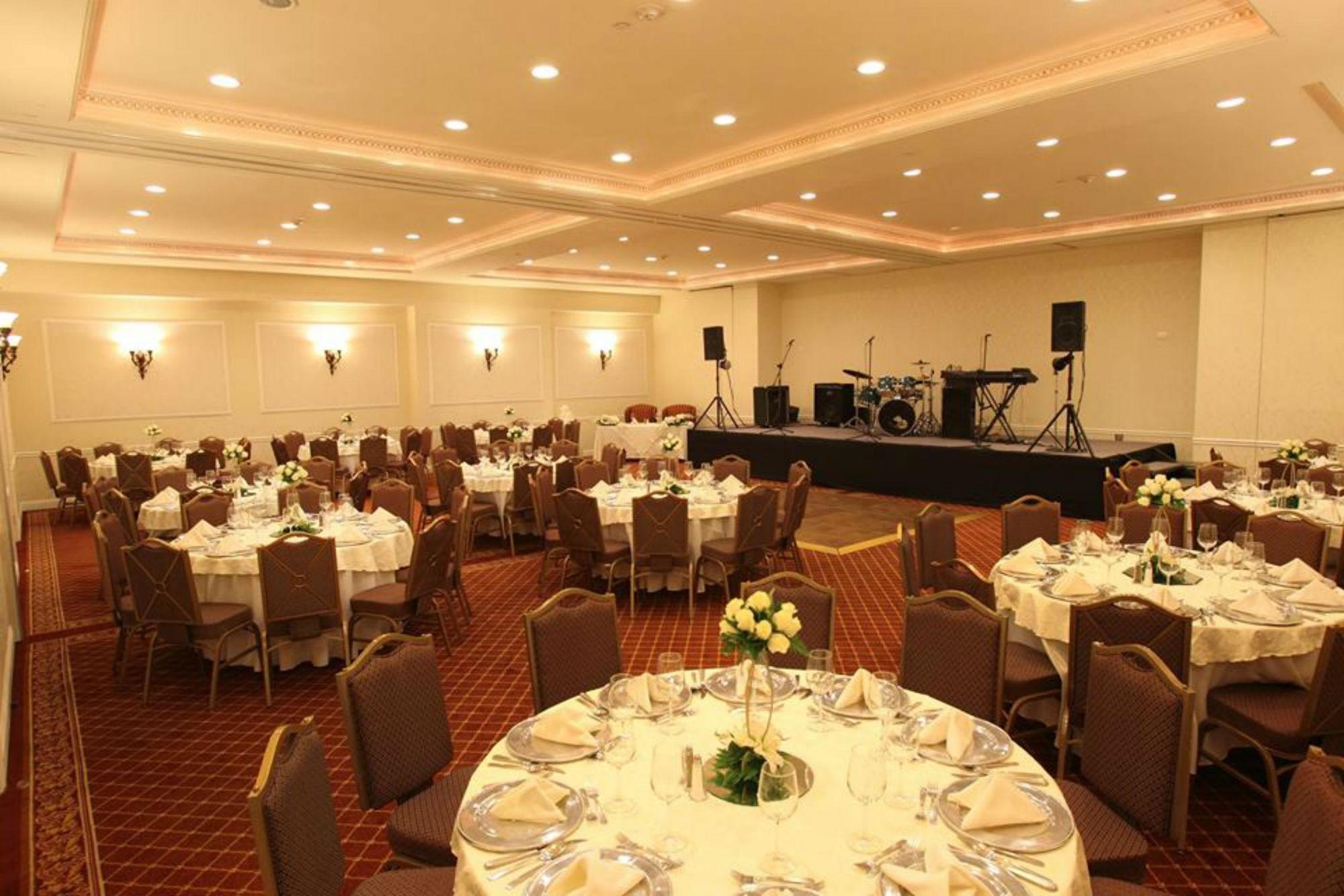 Safi Royal Luxury Valle San Pedro Garza Garcia Exterior foto The ballroom