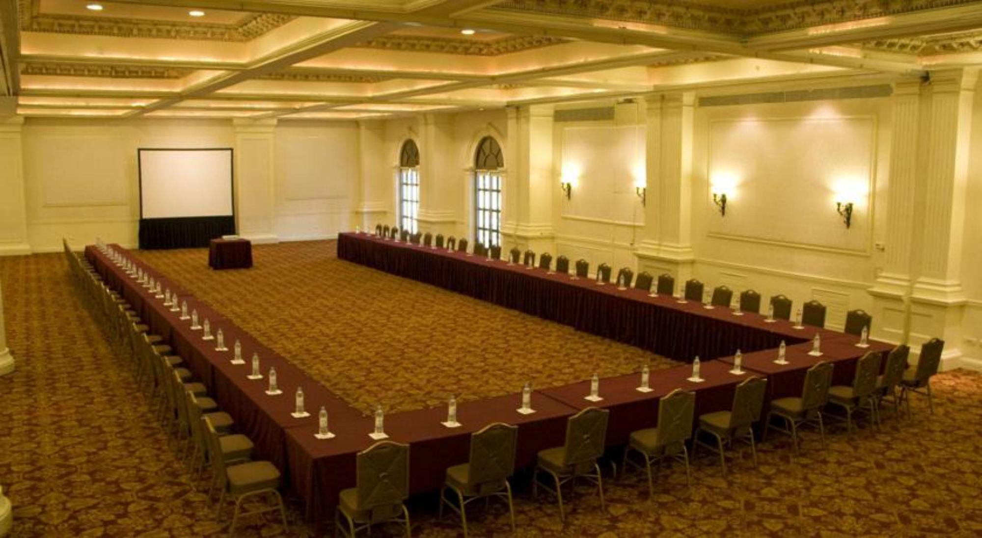 Safi Royal Luxury Valle San Pedro Garza Garcia Exterior foto The ballroom