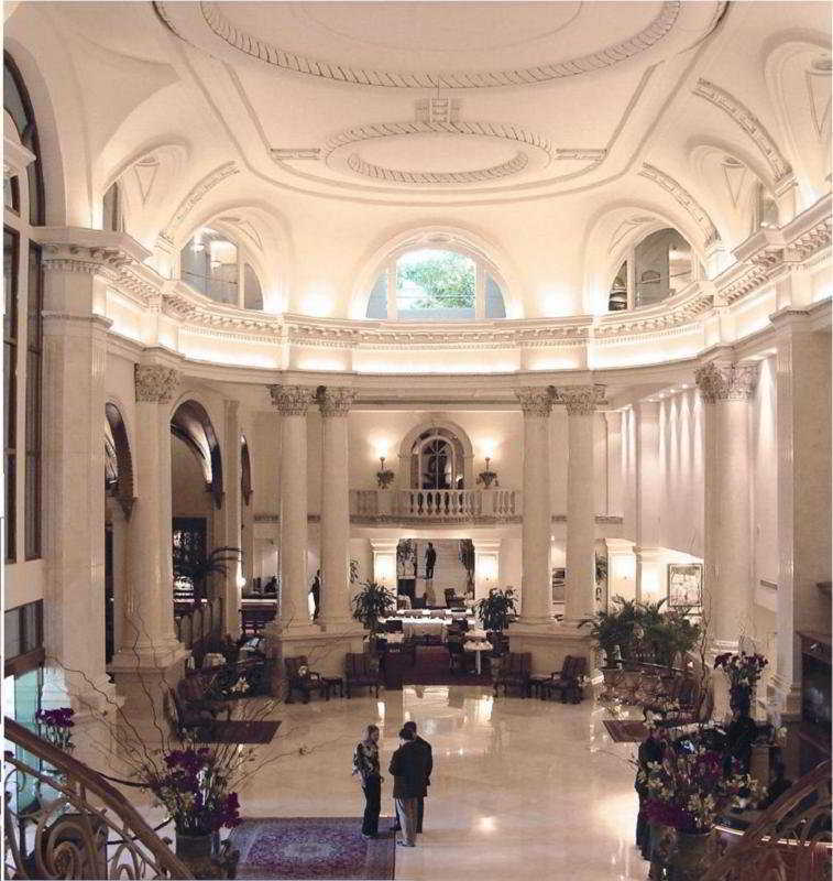 Safi Royal Luxury Valle San Pedro Garza Garcia Exterior foto The lobby of the hotel